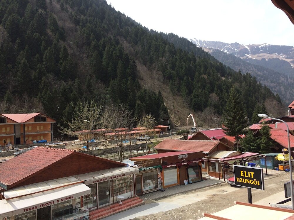 Узунгёль: Elit Uzungöl Otel