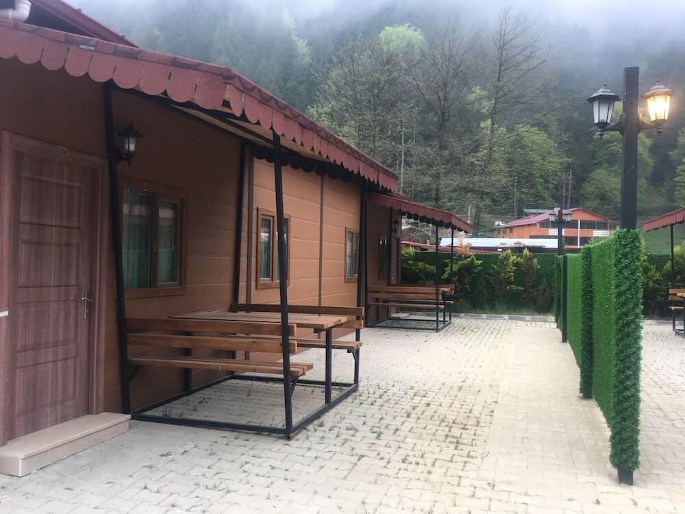 Узунгёль: Elit Uzungöl Otel