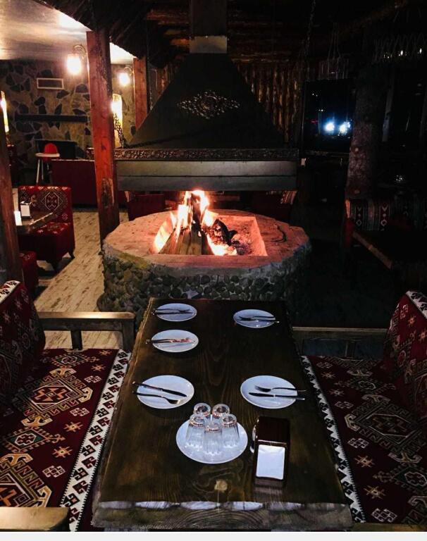 Гюмюшхане: Pervanoglu Dinlenme Tesisi Motel
