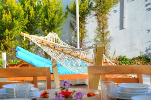 Исламлар: Villa Romanson