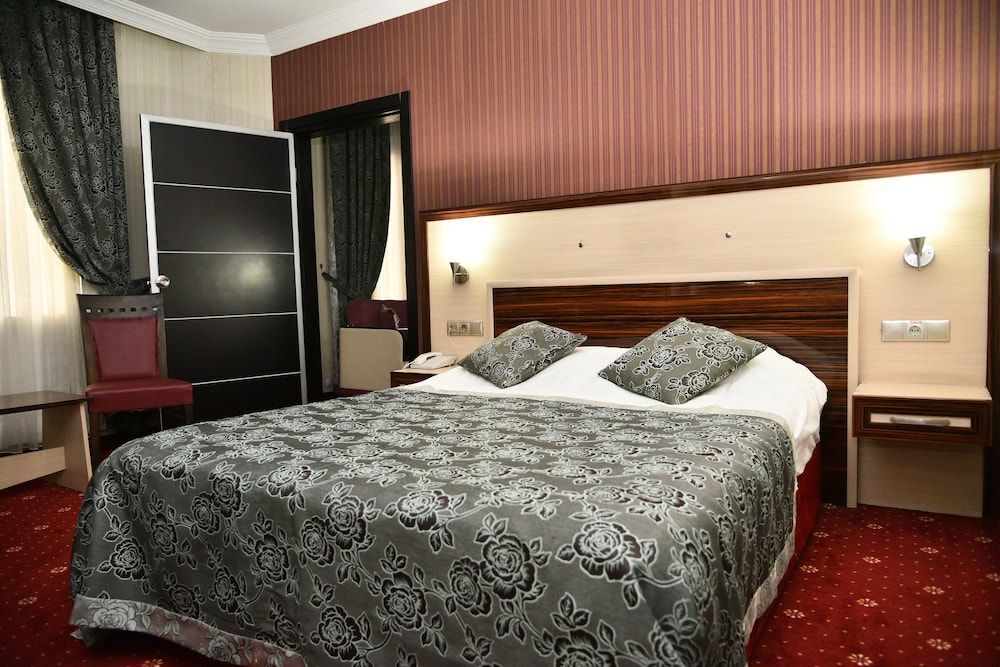Мерсин: Gondol Hotel