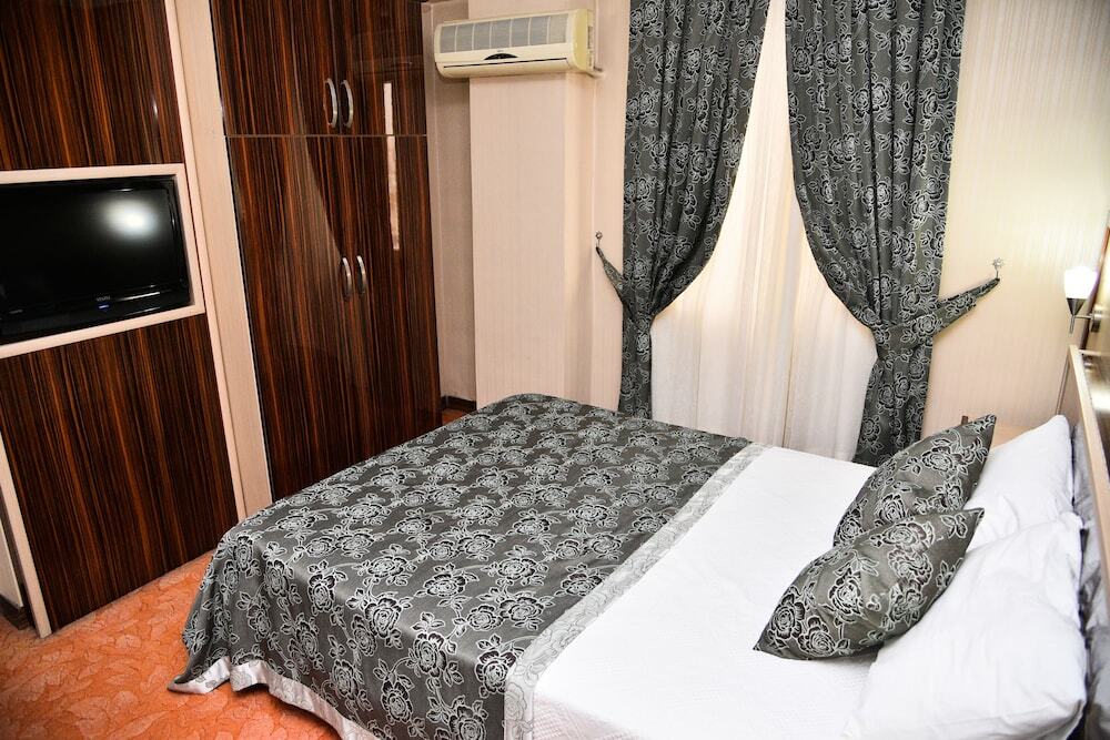 Мерсин: Gondol Hotel