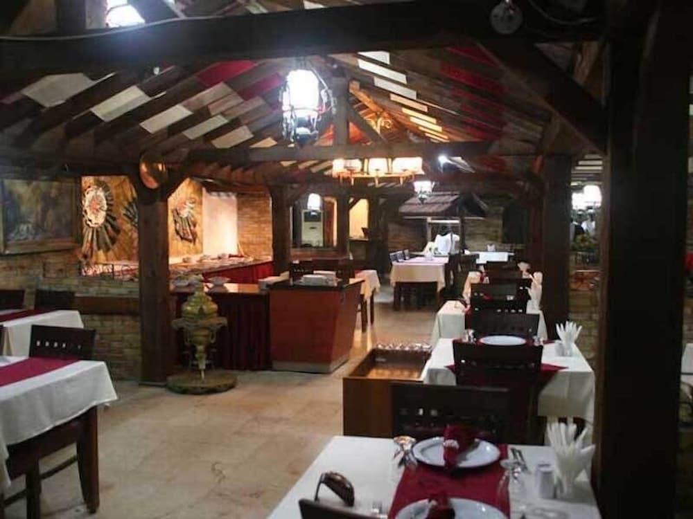 Мерсин: Gondol Hotel