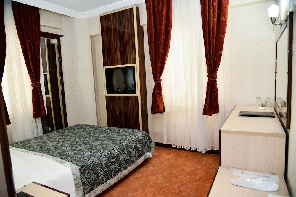 Мерсин: Gondol Hotel