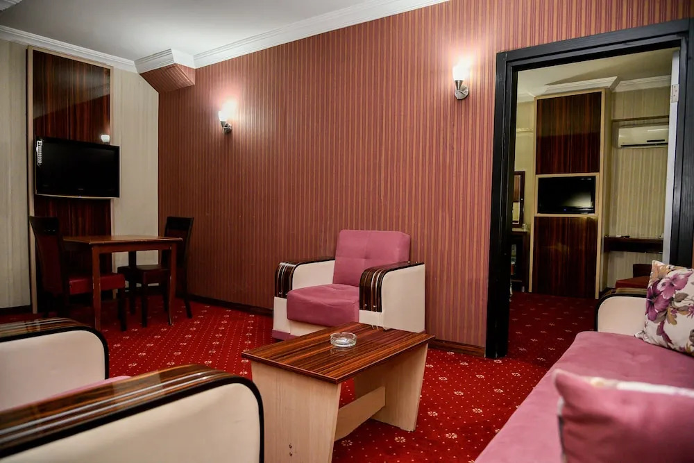 Мерсин: Gondol Hotel