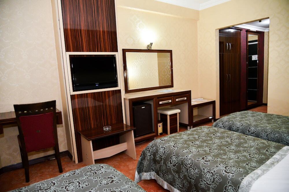 Мерсин: Gondol Hotel
