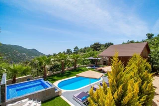 Исламлар: Villa Ozgun