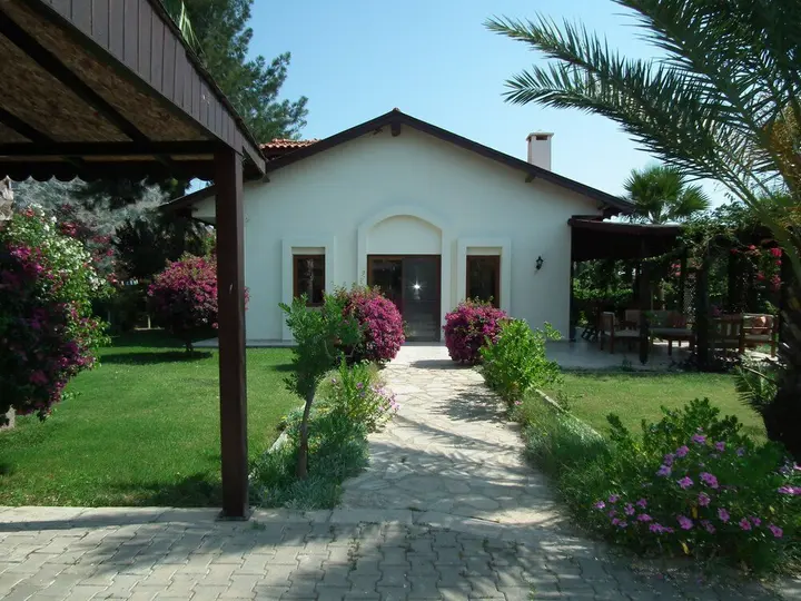 Дальян: Villa Lale