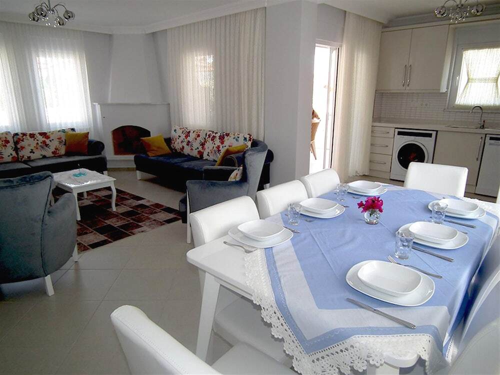 Дальян: Villa Ebru