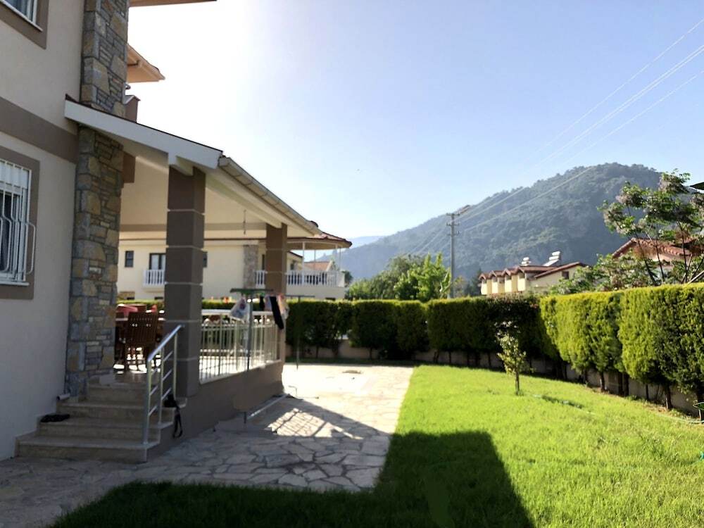 Дальян: Villa Ebru