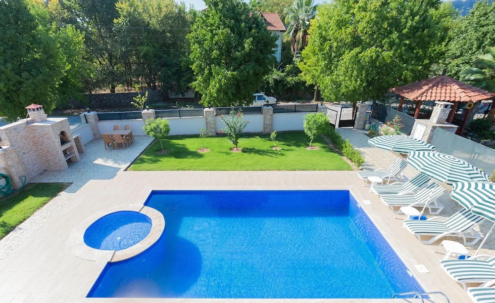 Дальян: Villa Meltem