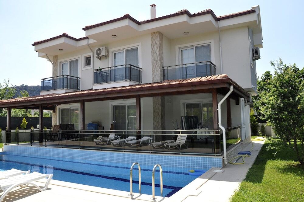Дальян: Villa Zehra