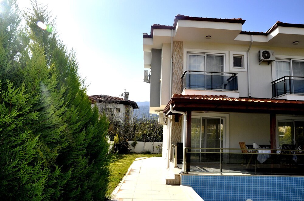 Дальян: Villa Zehra