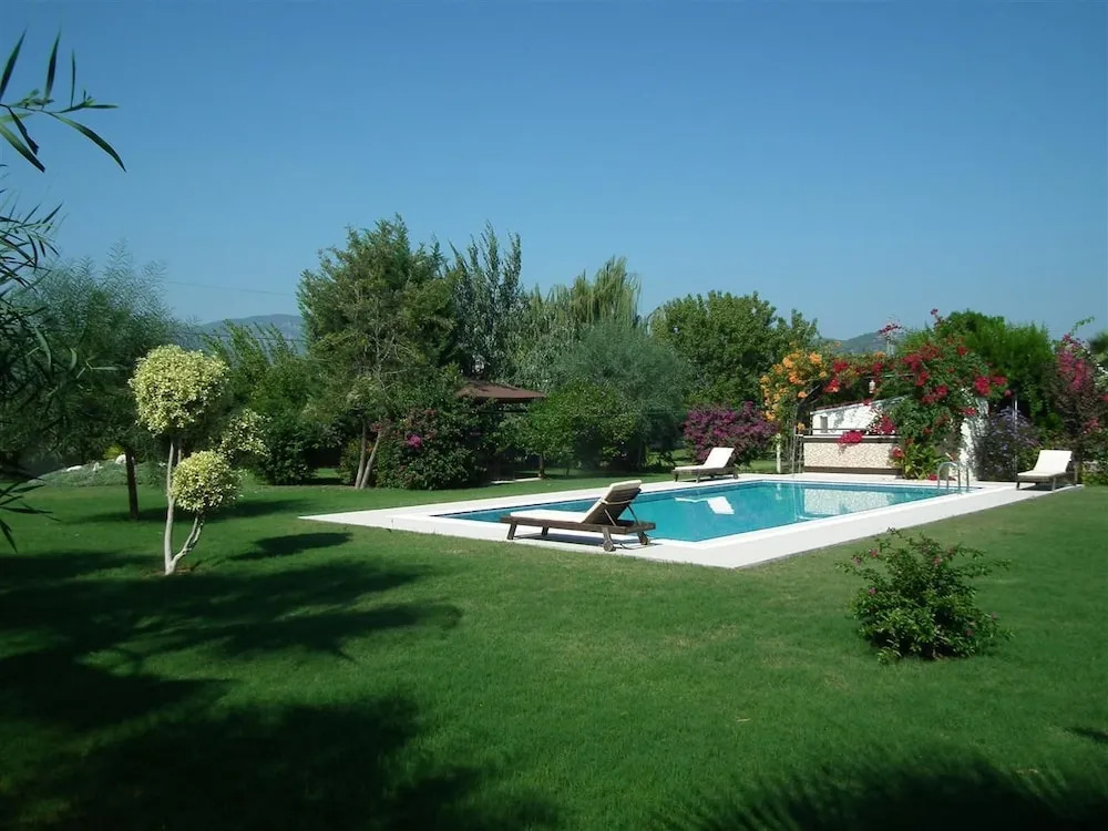 Дальян: Villa Nazli