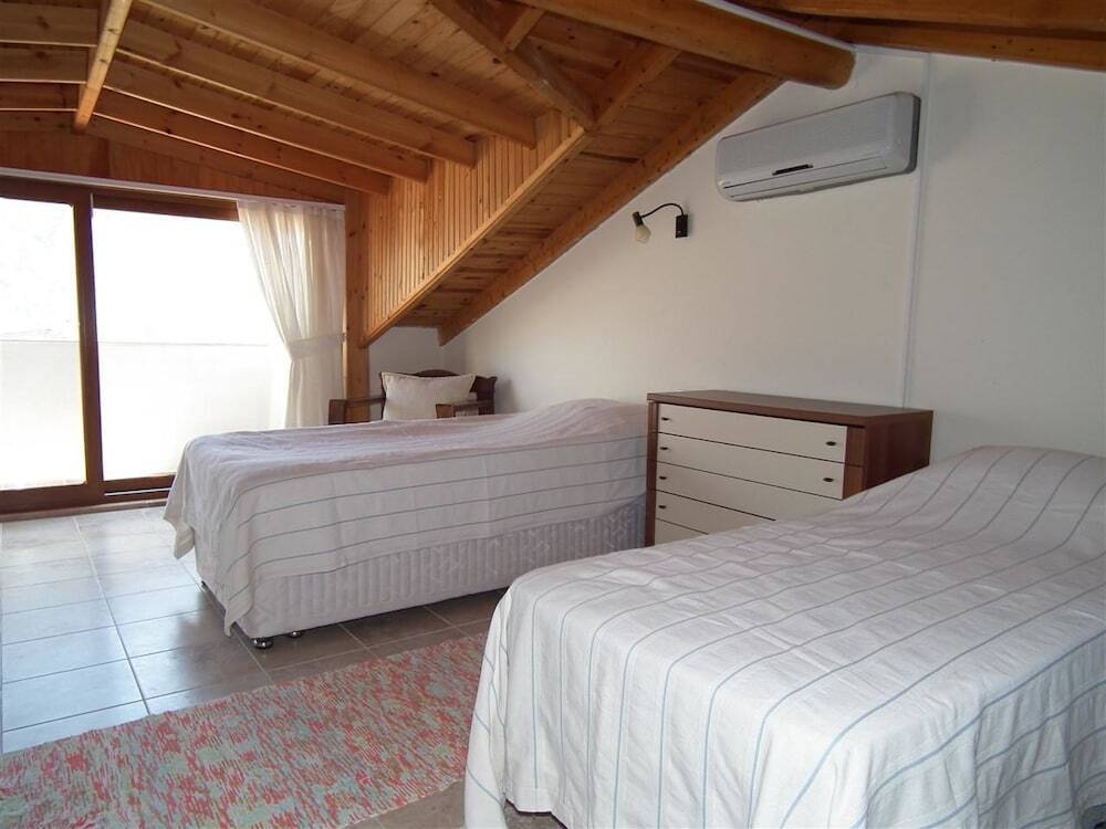 Дальян: Villa Nazli