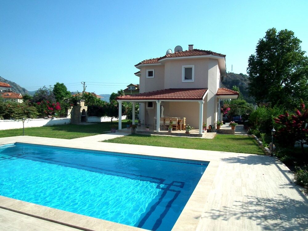 Дальян: Villa Hayri