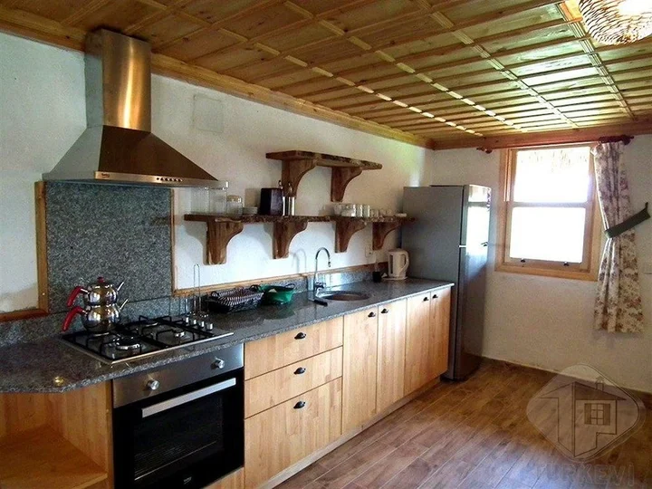 Дальян: Yalicapkin Cottage