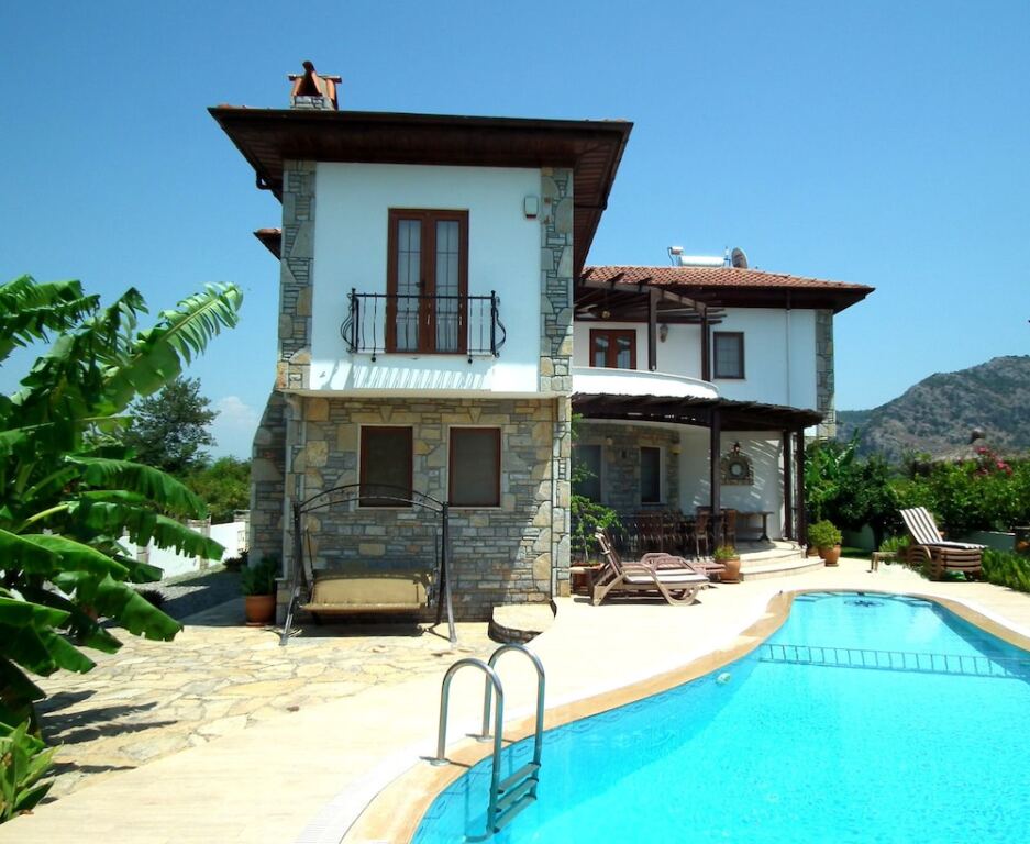 Дальян: Iris Villa