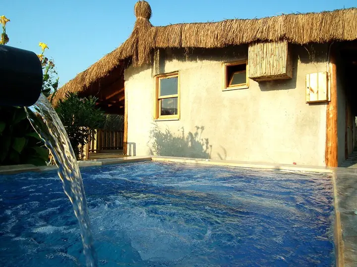 Дальян: Kingfisher Cottage