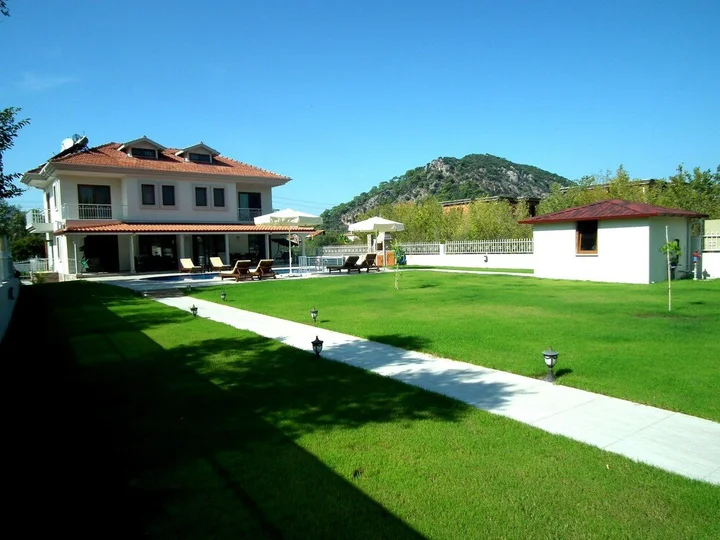 Дальян: Villa Aktas