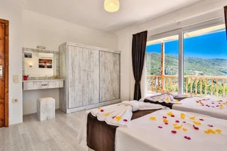 Исламлар: Villa Ihlamur