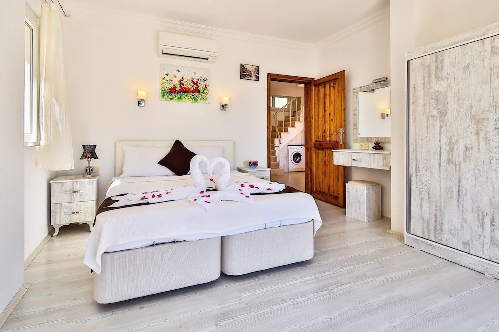 Исламлар: Villa Ihlamur