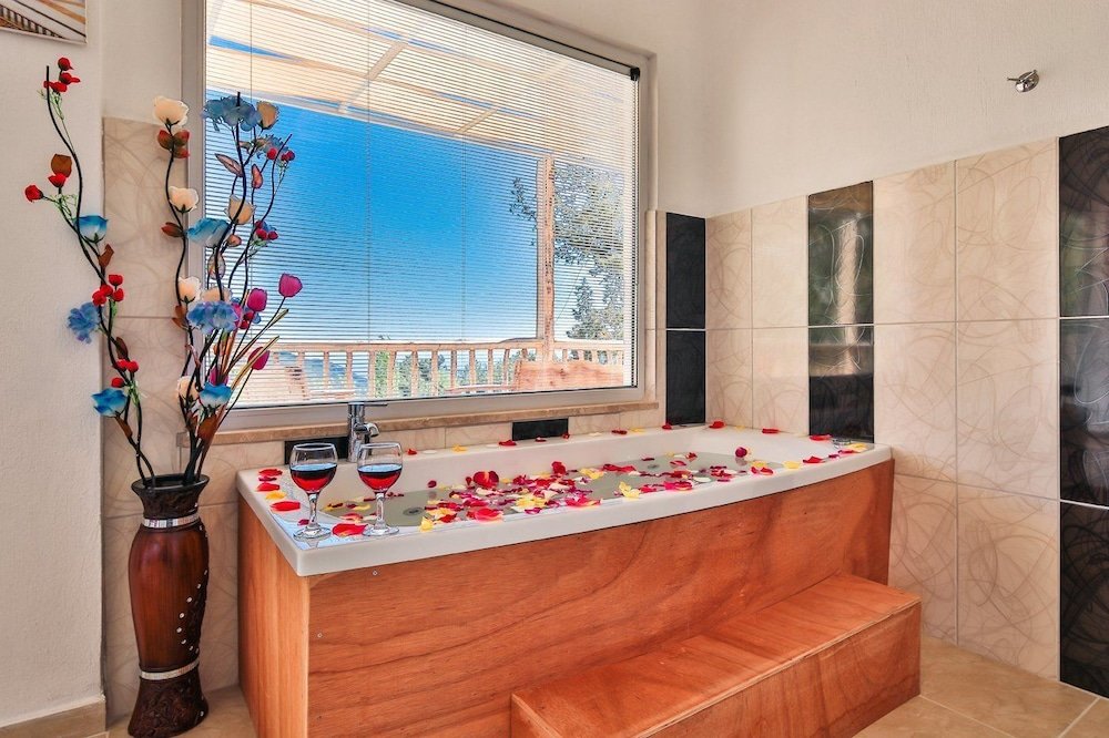 Исламлар: Villa Ihlamur