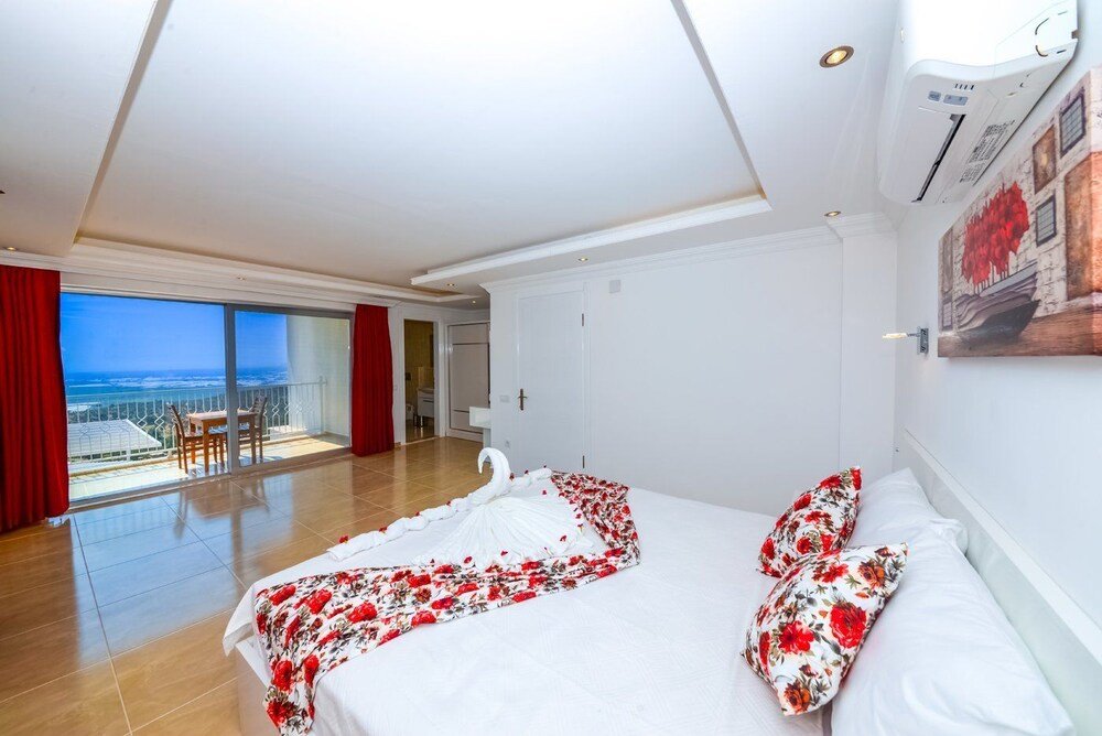 Исламлар: Villa Buket