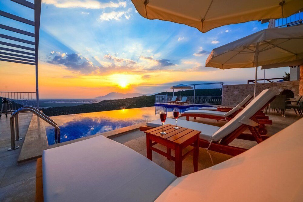 Исламлар: Villa Buket