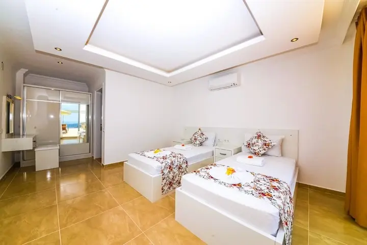 Исламлар: Villa Buket