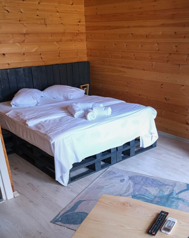 Янык: Adesa Bungalow Hotel