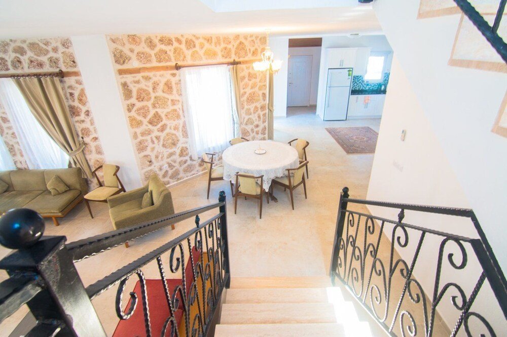 Исламлар: Villa Simay