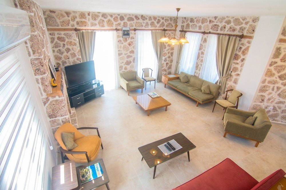 Исламлар: Villa Simay
