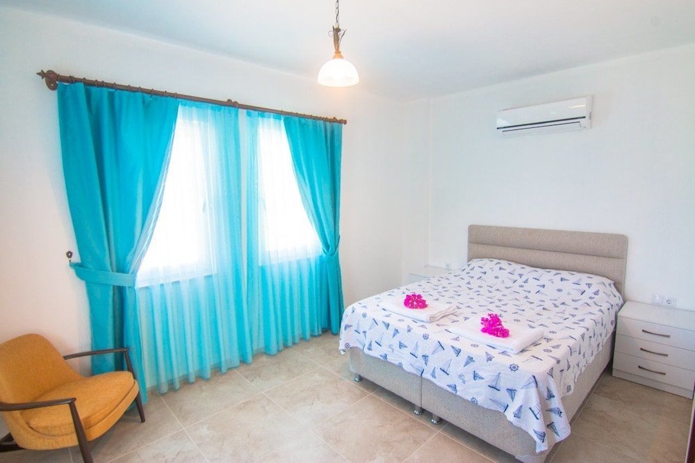 Исламлар: Villa Simay
