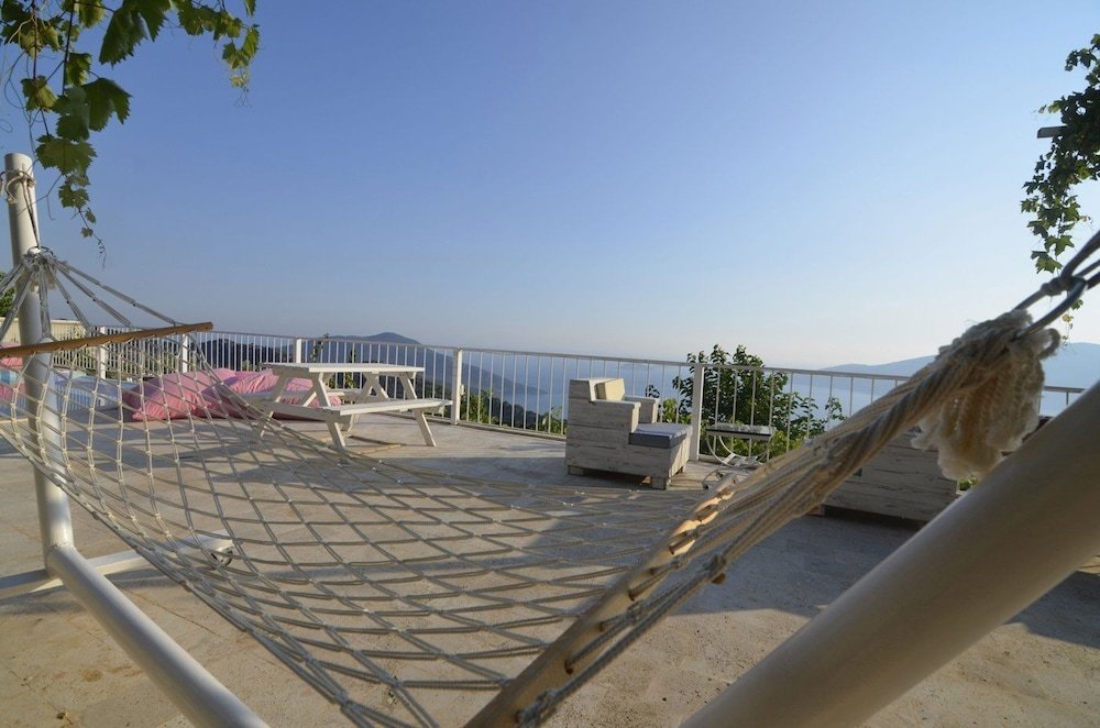 Исламлар: Villa Miray