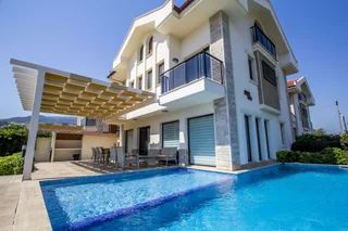 Дальян: Villa East by Tatilpremium