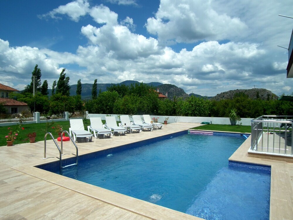 Дальян: Villa Binurhan