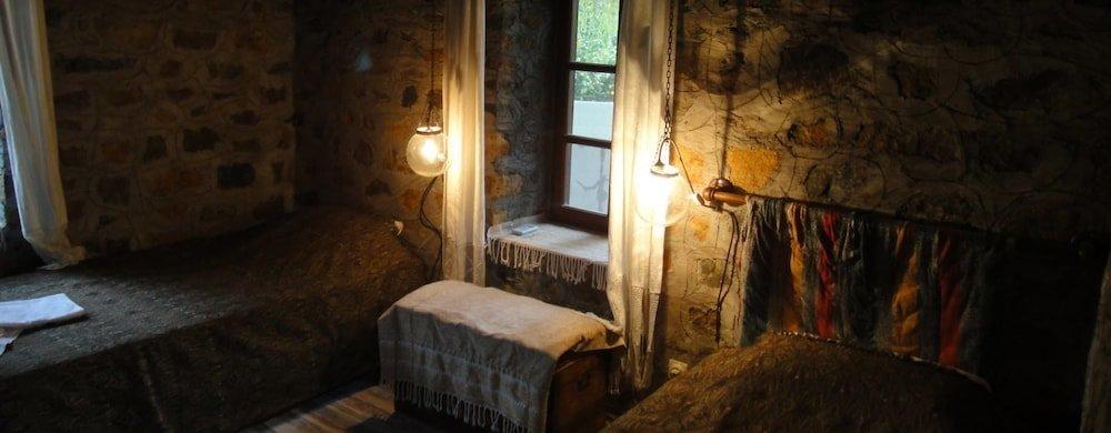Дальян: Gemini Cottage