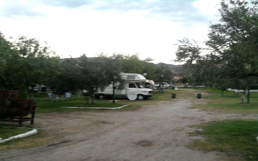 Дикили: Caravan Camping