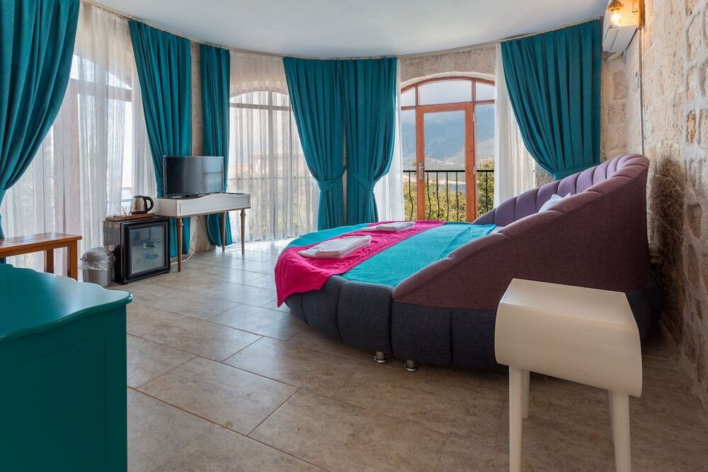 Каш: Hillcity Hotel - Adults Only