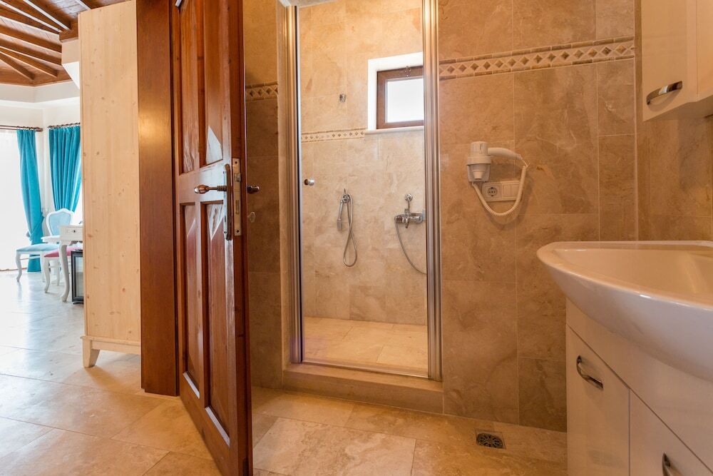 Каш: Hillcity Hotel - Adults Only