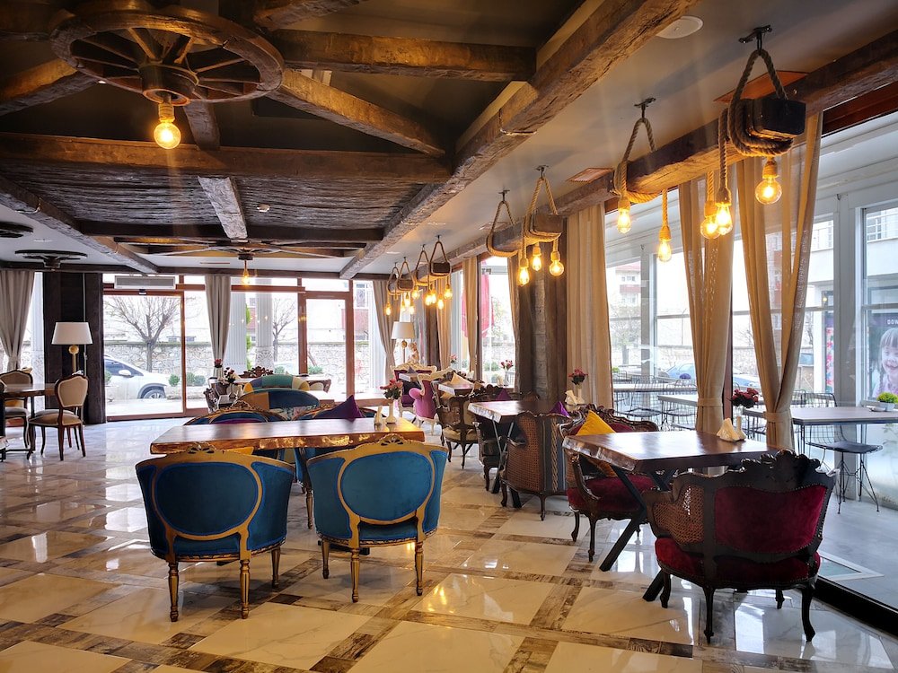 Гёльджюк: La Rossa Boutique Hotel