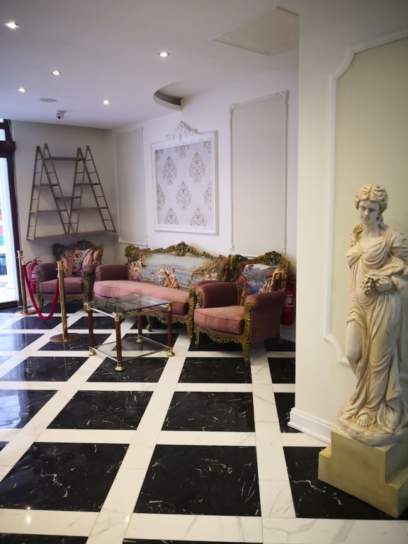 Гёльджюк: La Rossa Boutique Hotel