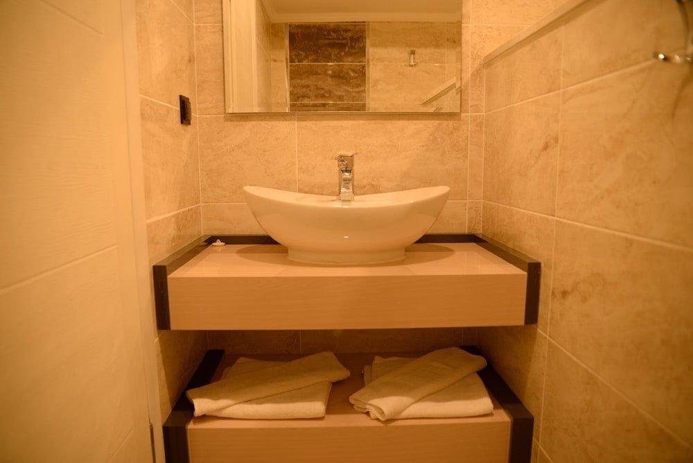 carousel image 4