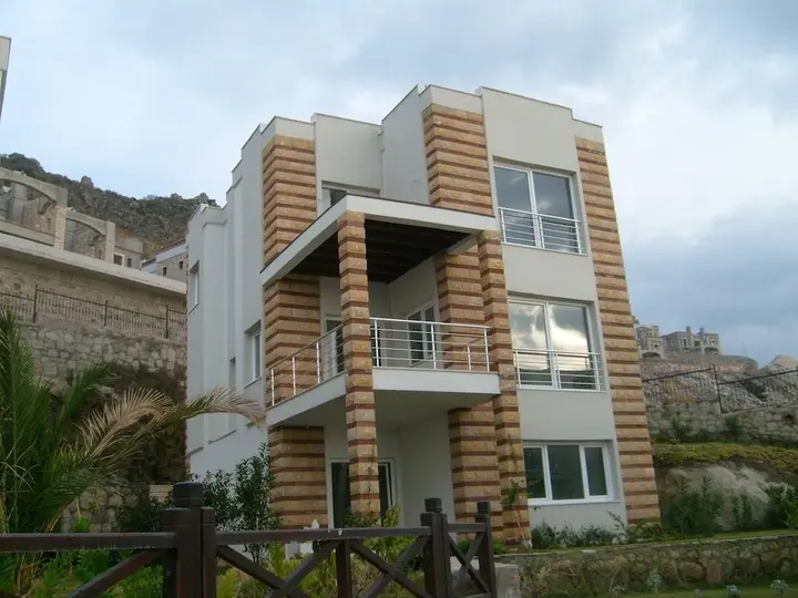 Яликавак: Important Group Villa Amber