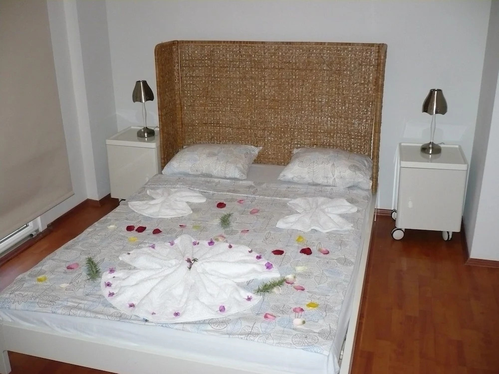 Яликавак: Important Group Villa Amber