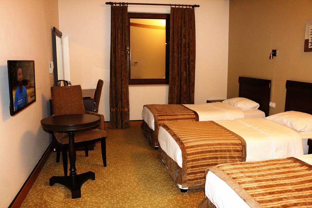 Кайели: Hotel Lazlakar