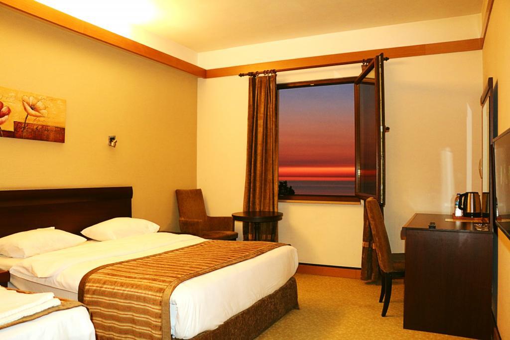 Кайели: Hotel Lazlakar
