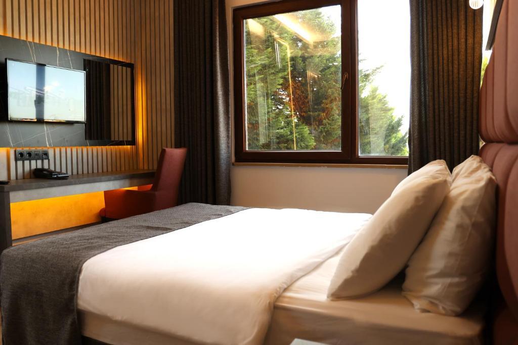 Кайели: Hotel Lazlakar