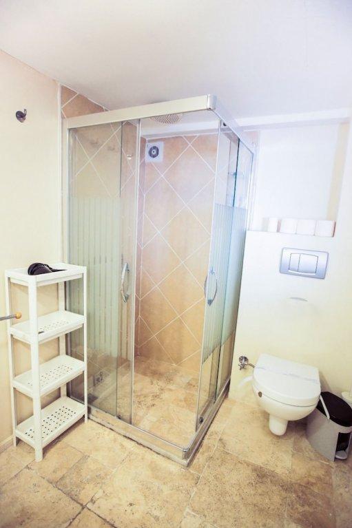 Измир: Sari Konak Business Hotel